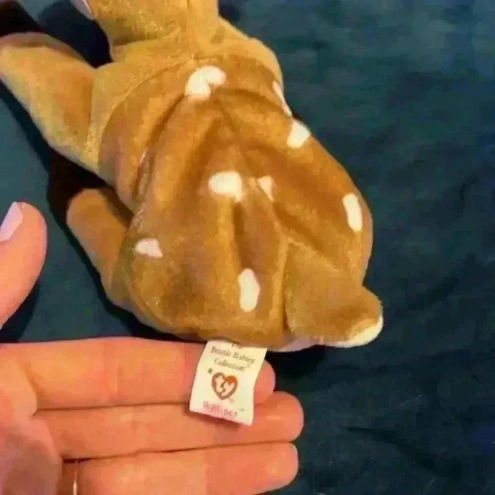 Ty Beanie Baby Whisper.